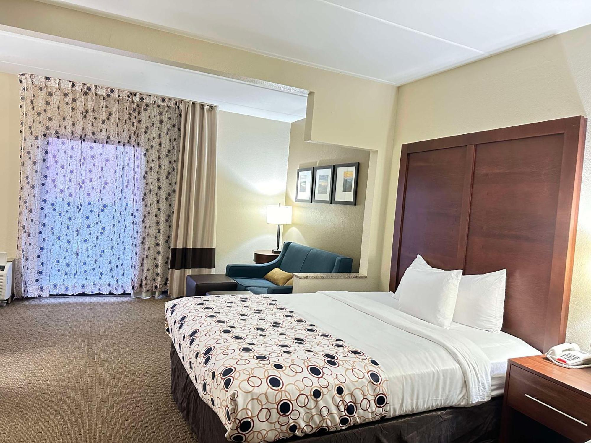 Vista Suites Hotel Near Island Drive And Convention Center Pigeon Forge Buitenkant foto